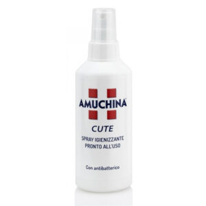 AMUCHINA SPRAY DISINFETTANTE pronto all'uso per cute integra 200ml
